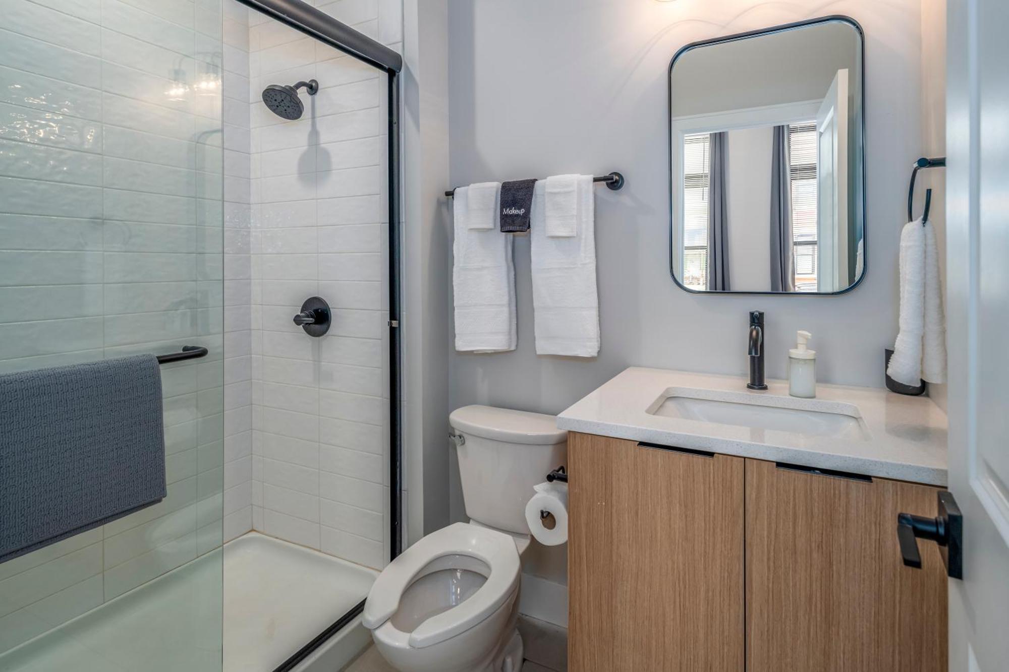 Prime Otr, 3 Lux Queen Beds, Two 55In Tvs, Steps To Tql, Findlay Market, Light Rail, Fast Wifi Цинциннати Экстерьер фото