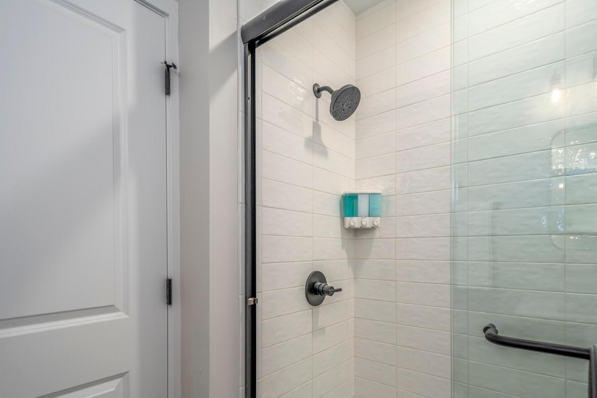 Prime Otr, 3 Lux Queen Beds, Two 55In Tvs, Steps To Tql, Findlay Market, Light Rail, Fast Wifi Цинциннати Экстерьер фото