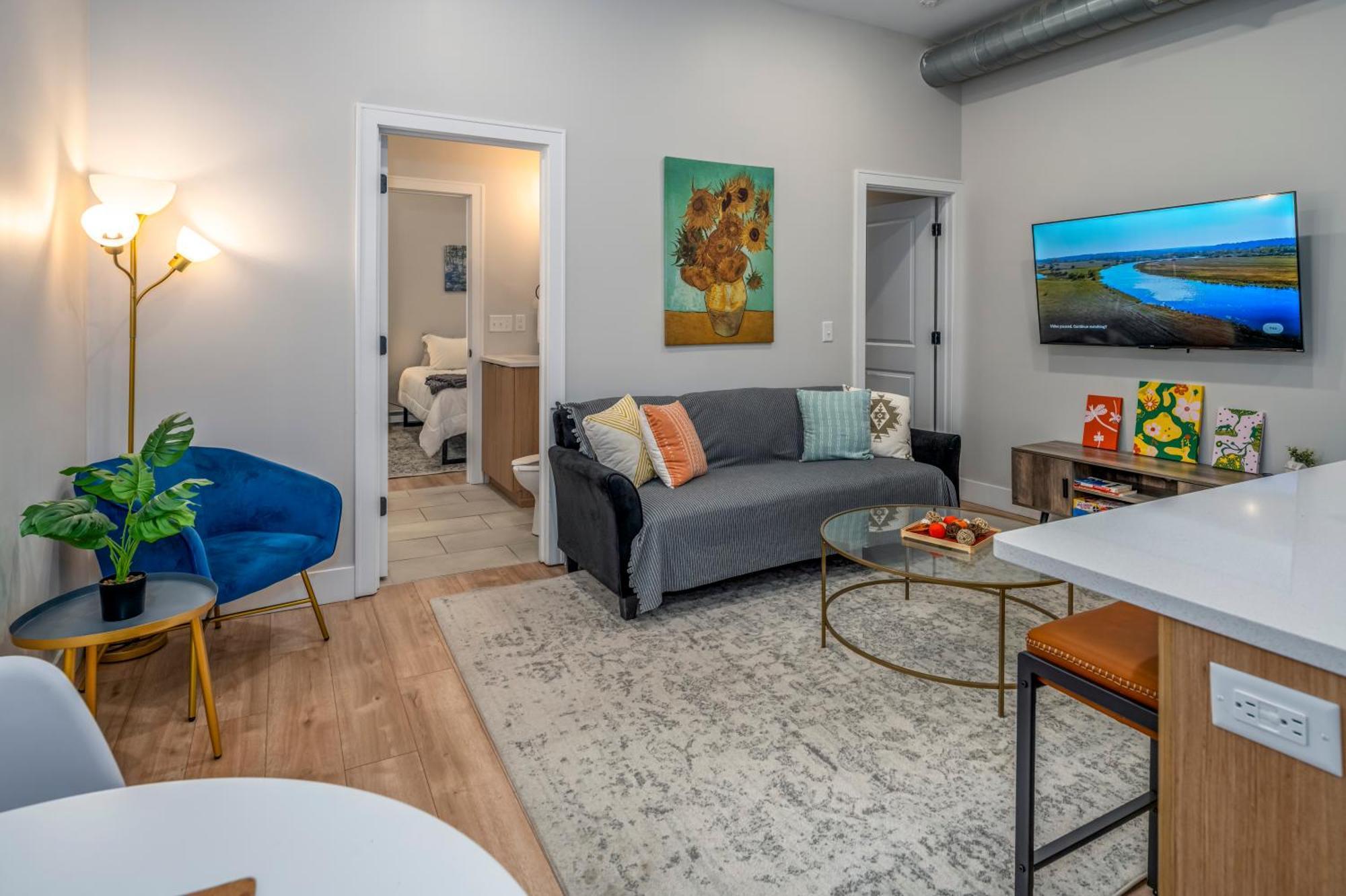 Prime Otr, 3 Lux Queen Beds, Two 55In Tvs, Steps To Tql, Findlay Market, Light Rail, Fast Wifi Цинциннати Экстерьер фото