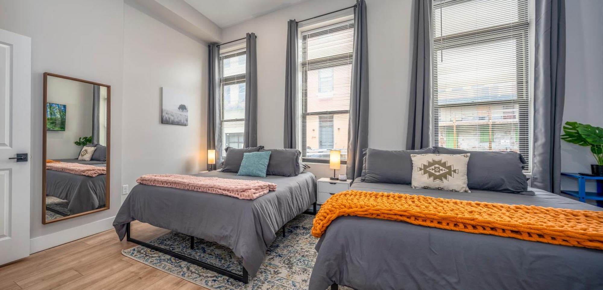 Prime Otr, 3 Lux Queen Beds, Two 55In Tvs, Steps To Tql, Findlay Market, Light Rail, Fast Wifi Цинциннати Экстерьер фото